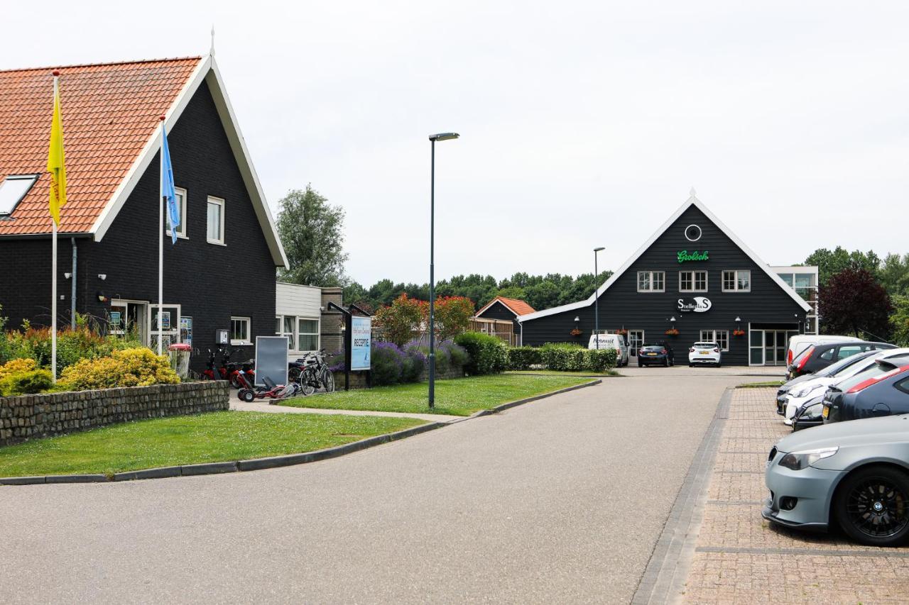 Ruim Chalet In Het Hart Van Zeeland Heinkenszand 외부 사진